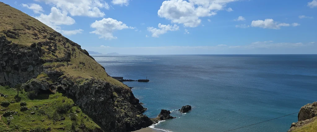 Blick auf den Atlantik bei Ponta de São Lourenço