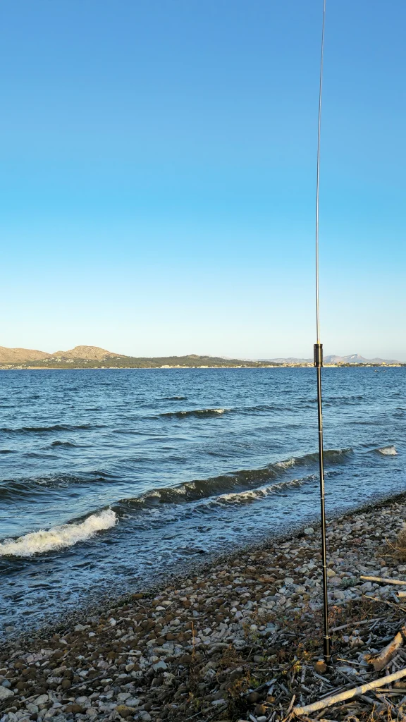 JPC12 Vertikalantenne am Strand in Mallorca